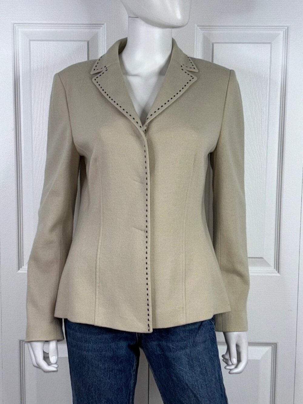 SANDRA ANGELOZZI women's wool blazer size 8 LIKE NEW